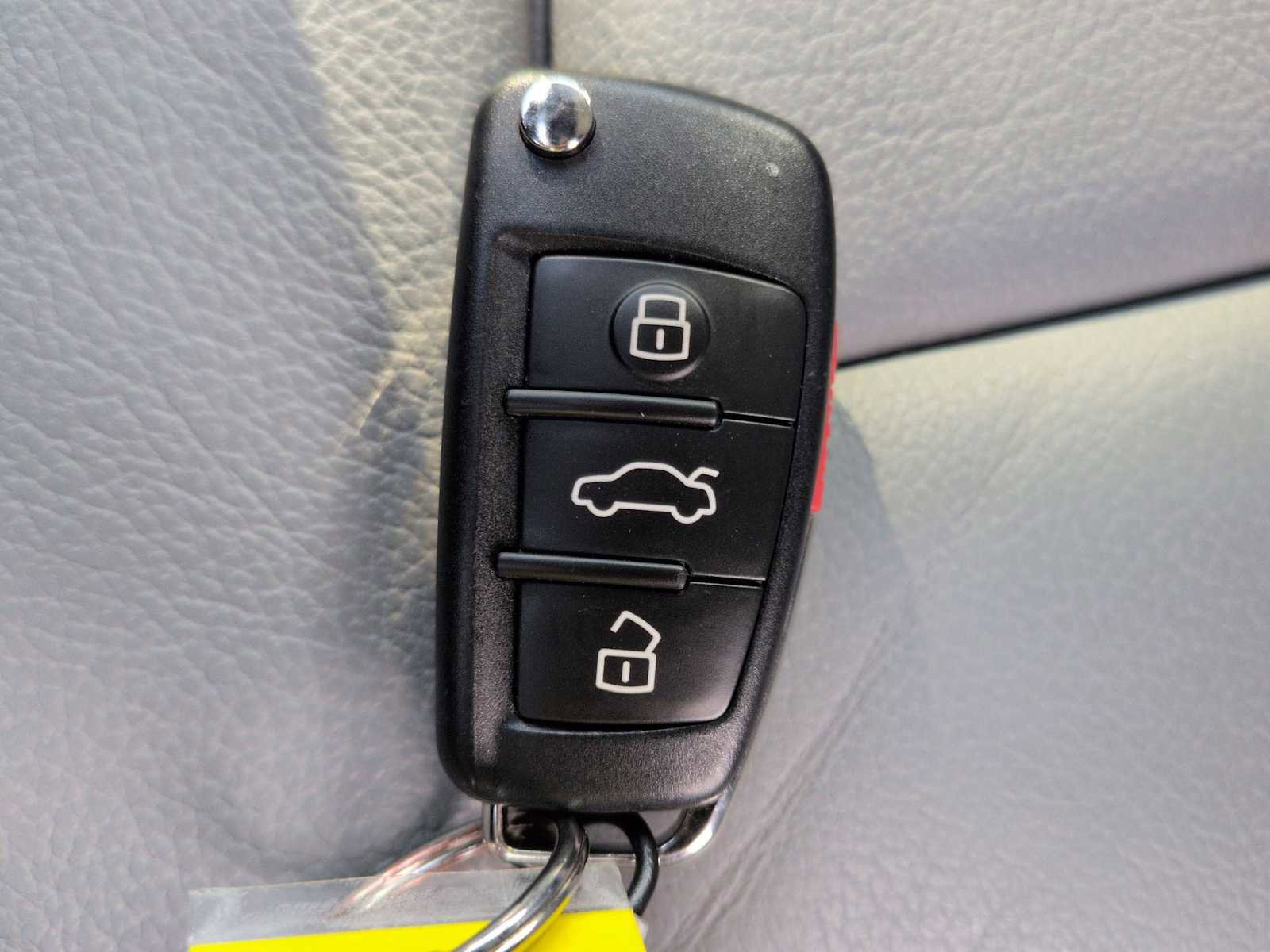 Used 2017 Audi A3 e-tron Premium Plus w/ Technology Package image 38