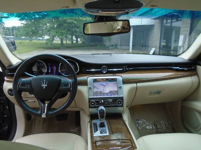 Used 2015 Maserati Quattroporte S Q4 AWD/4WD image 12