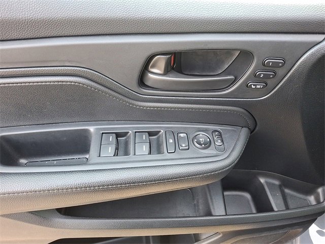 Used 2024 Honda Odyssey Sport image 13