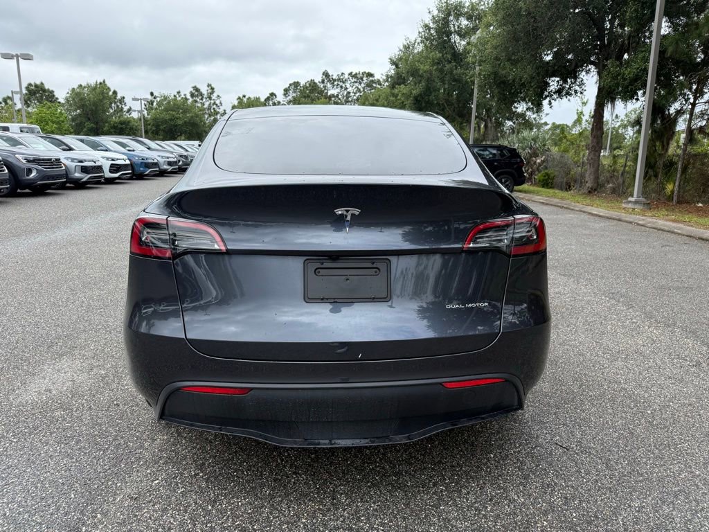 Used 2025 Tesla Model Y Long Range image 13