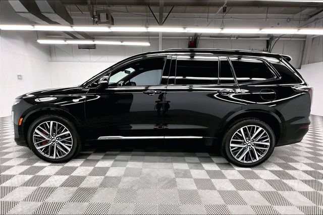 Used 2024 Cadillac XT6 Sport w/ Technology Package AWD/4WD image 14