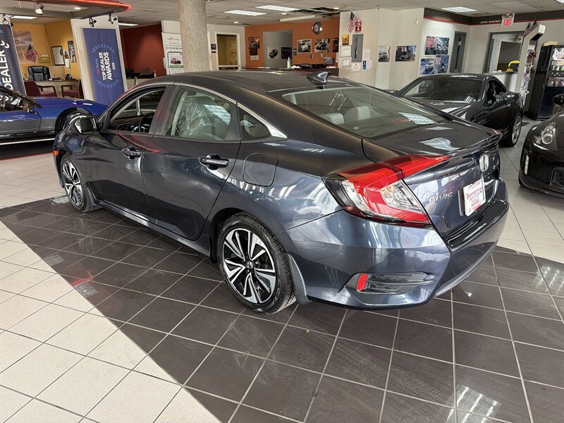 Used 2018 Honda Civic EX-T image 8