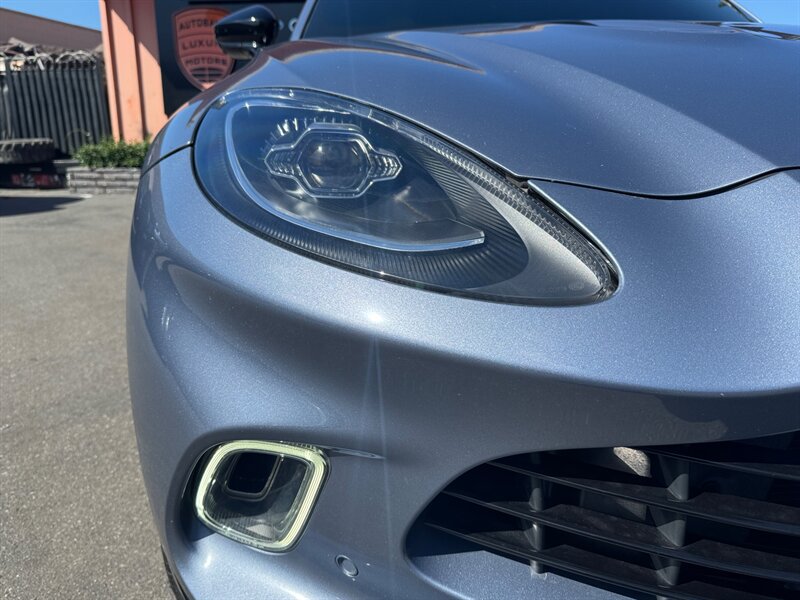 Used 2022 Aston Martin DBX AWD/4WD image 4