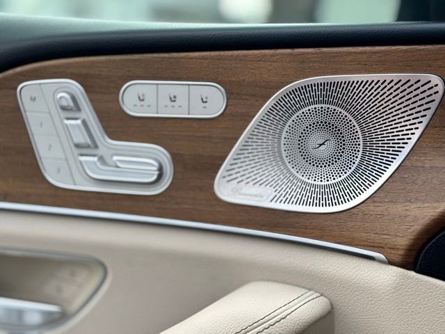 Used 2022 Mercedes-Benz GLS 450 4MATIC image 23