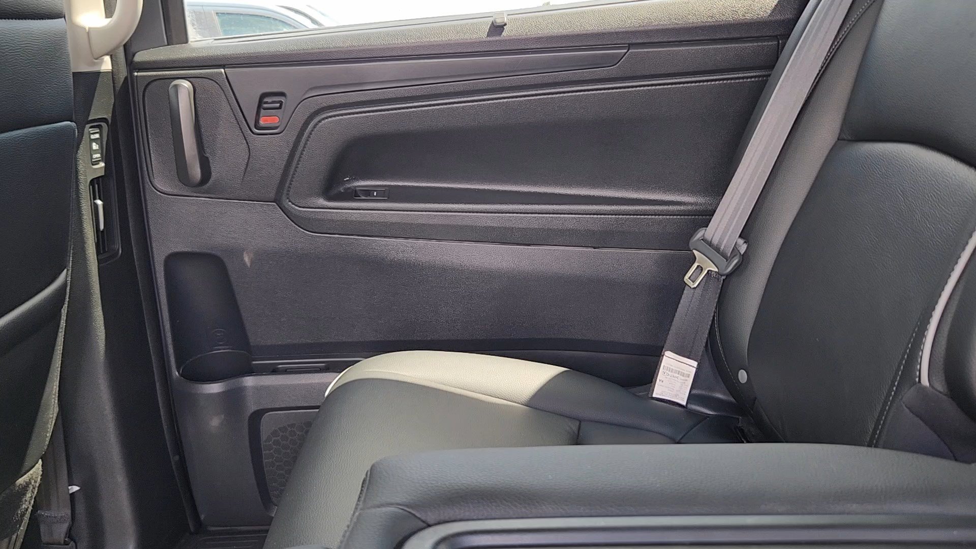 Used 2025 Honda Odyssey Touring image 17