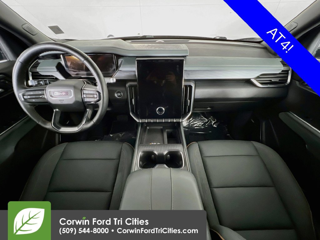 Used 2025 GMC Acadia AT4 AWD/4WD image 6
