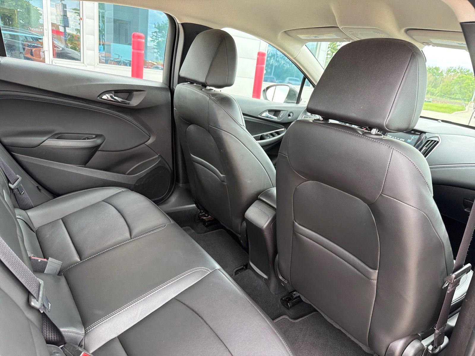 Used 2016 Chevrolet Cruze Premier FWD image 25