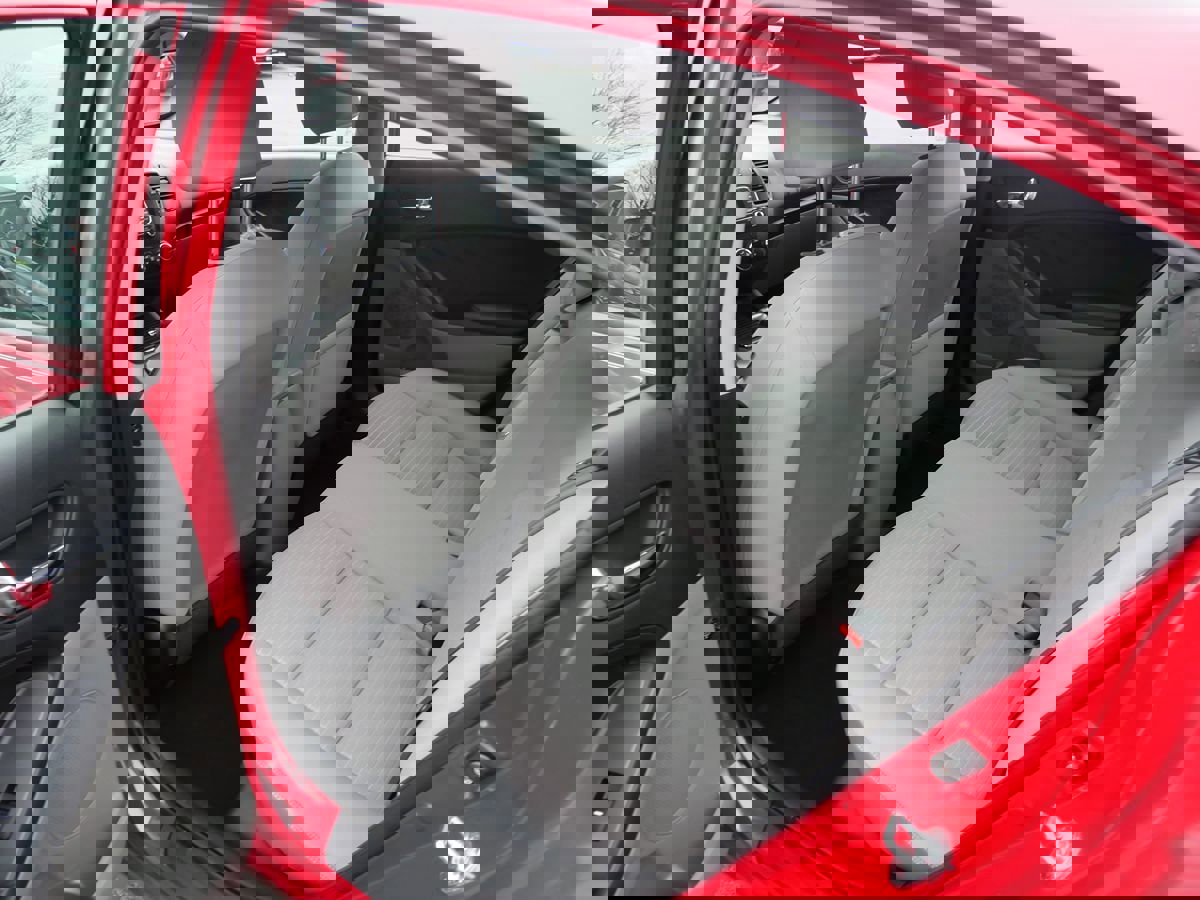 Used 2016 Kia Forte LX w/ LX Popular Plus Package image 23