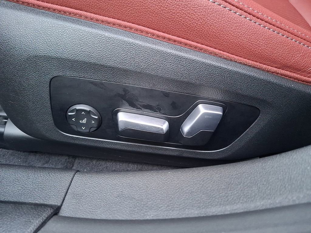 Certified 2023 BMW i4 eDrive35 w/ Premium Package image 10