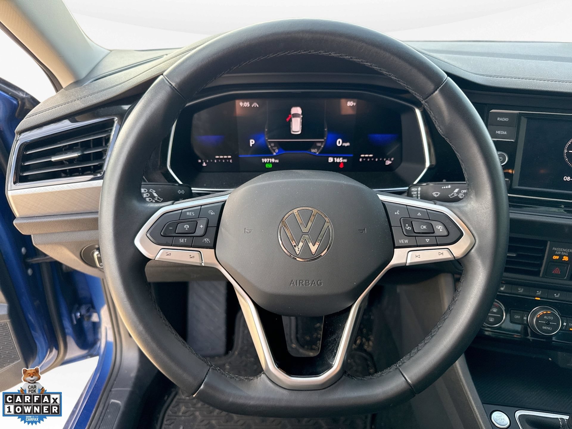 Certified 2023 Volkswagen Jetta SE w/ Panoramic Sunroof Package FWD image 12