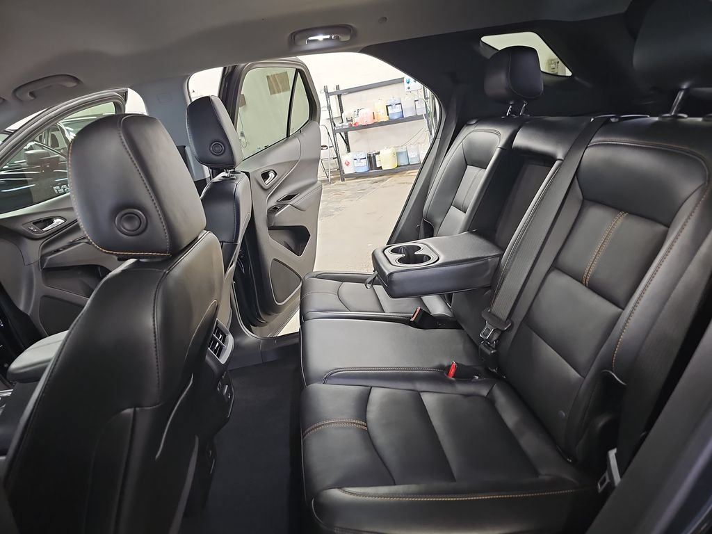 Used 2022 Chevrolet Equinox Premier AWD/4WD image 14