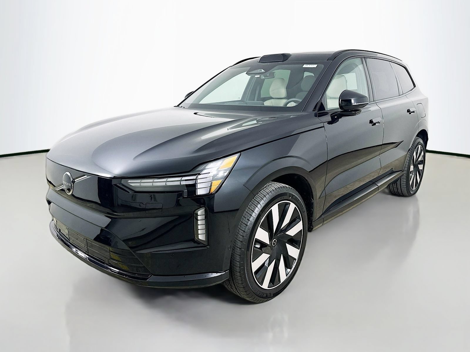 New 2025 Volvo EX90 Plus w/ Protection Package Premier