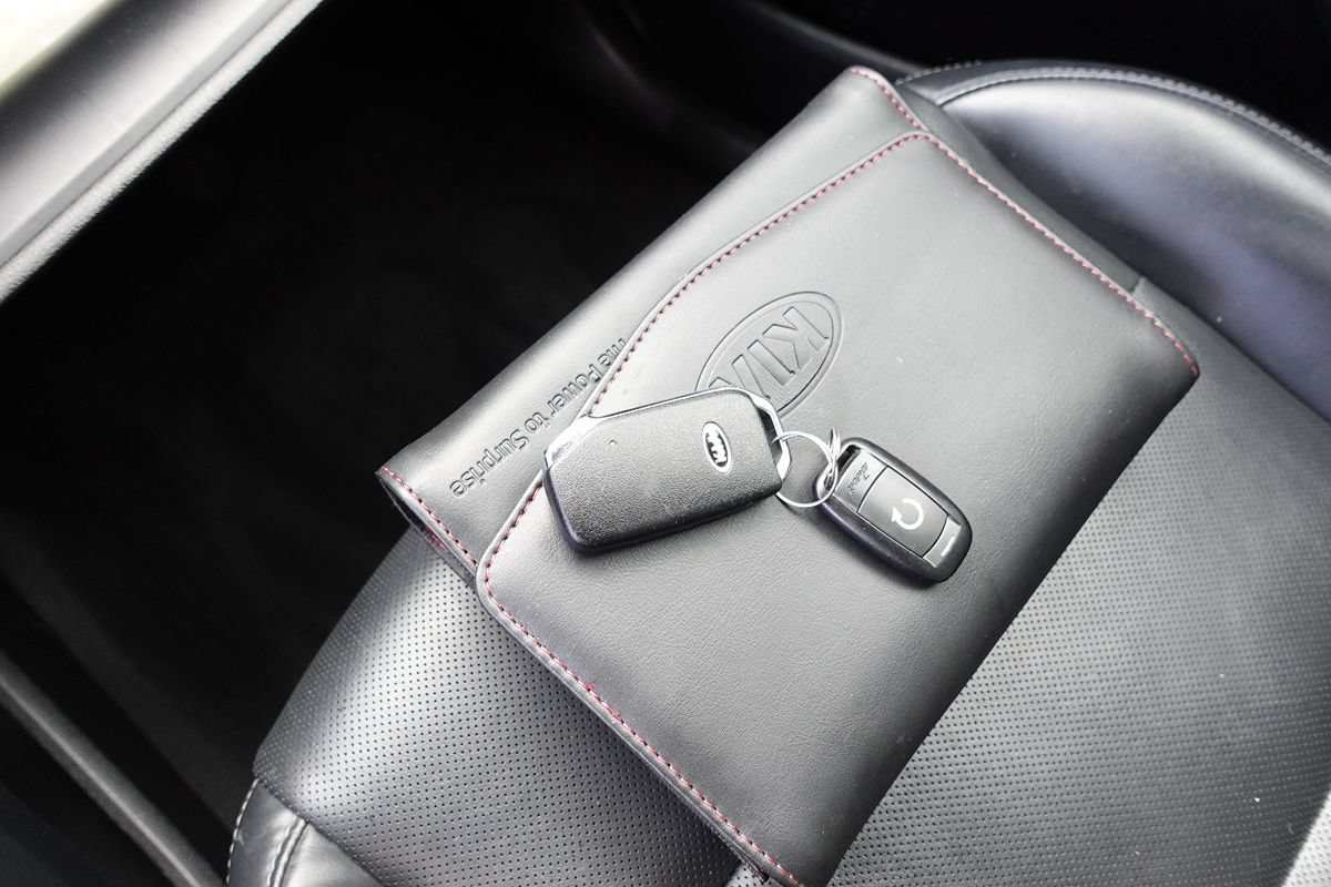 Used 2020 Kia Telluride LX AWD/4WD image 39