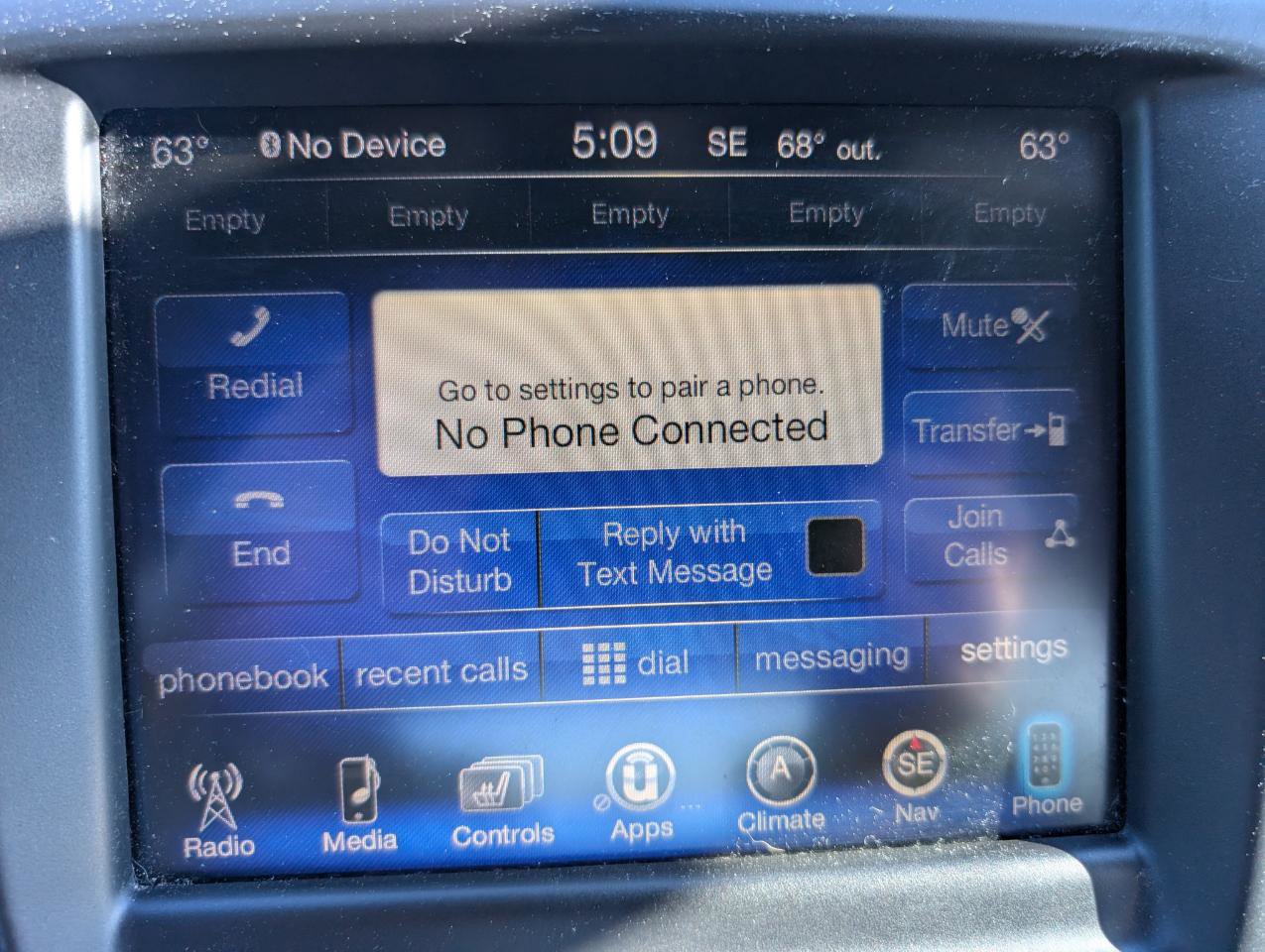 Used 2015 Chrysler 200 S w/ Navigation & Sound Group I image 28