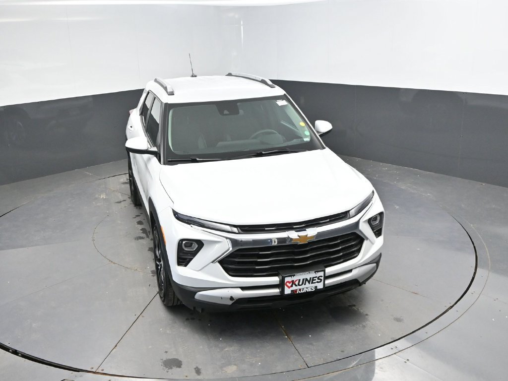 Used 2025 Chevrolet TrailBlazer LT FWD image 25