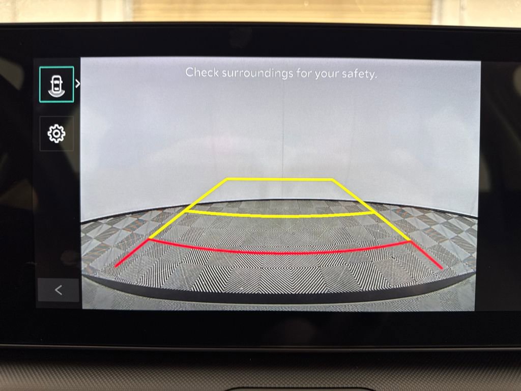 Used 2025 Kia K4 LXS image 17