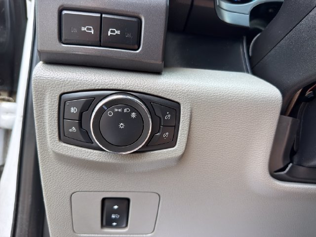 Used 2021 Ford F250 XLT w/ XLT Premium Package AWD/4WD image 19