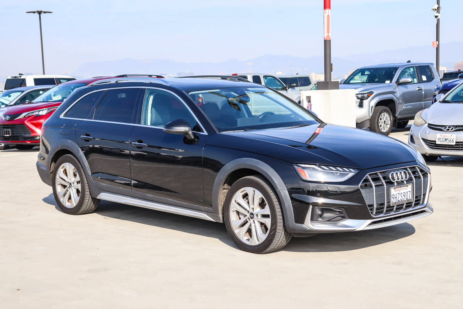 Used 2021 Audi A4 2.0T allroad Premium Plus w/ Premium Plus Package image 3
