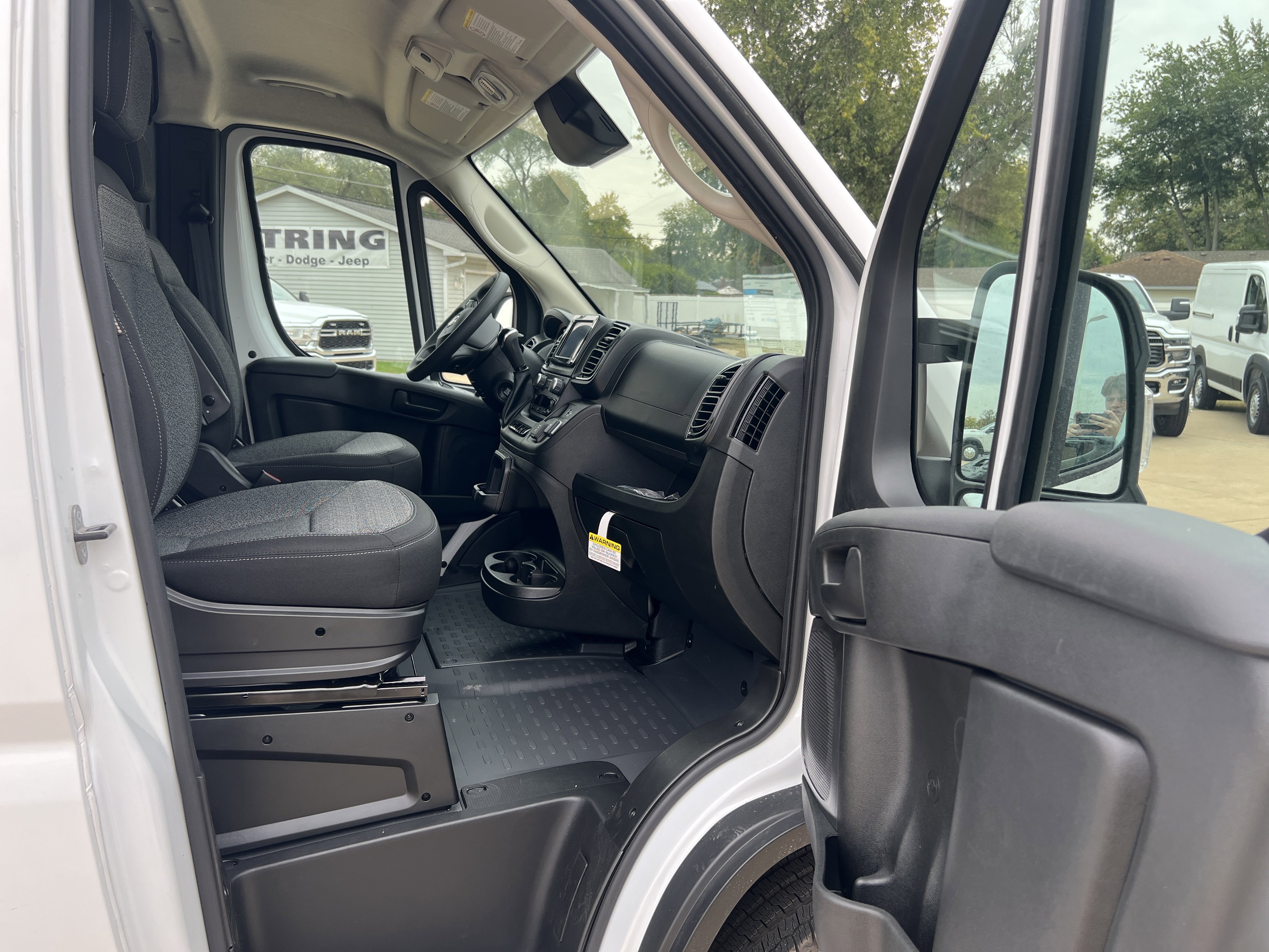 New 2026 RAM ProMaster 1500 w/ Convenience Group image 14