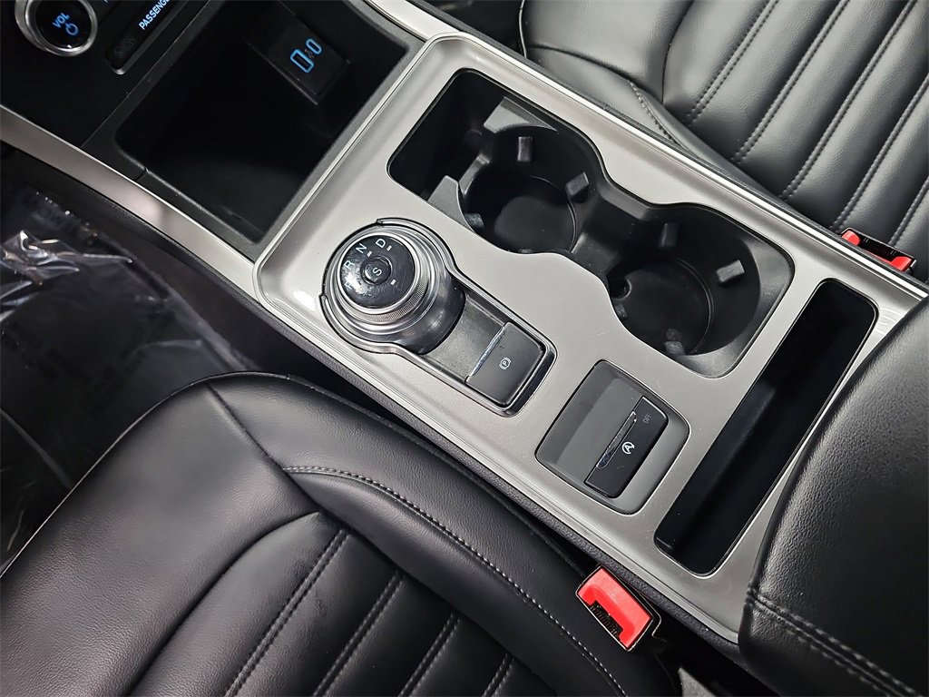 Used 2024 Ford Edge SEL image 23