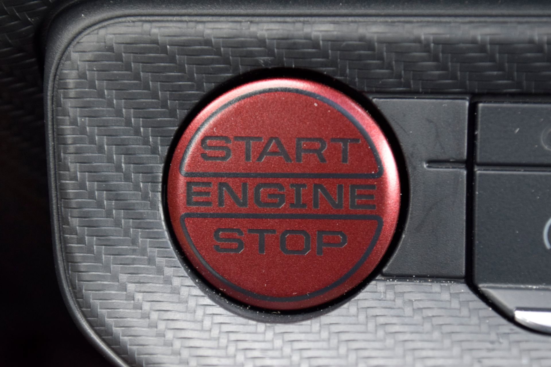 Certified 2025 Ford Mustang Coupe RWD image 15