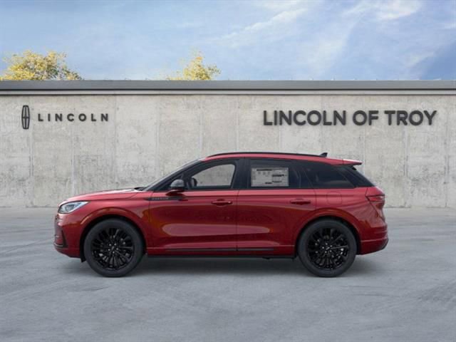 New 2026 Lincoln Corsair Premiere image 3