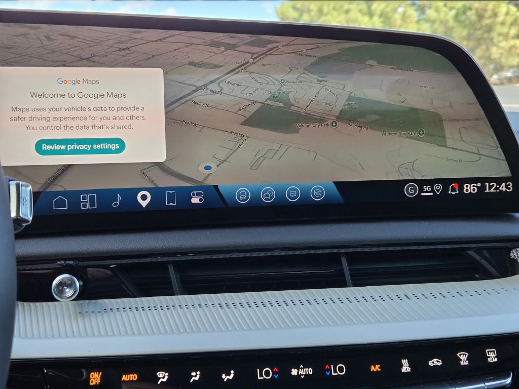 New 2027 Cadillac Optiq Premium Sport AWD/4WD image 10