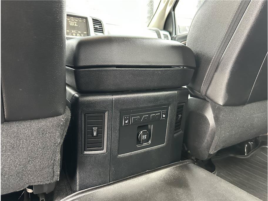 Used 2017 RAM 2500 Laramie w/ Sport Appearance Group AWD/4WD image 18