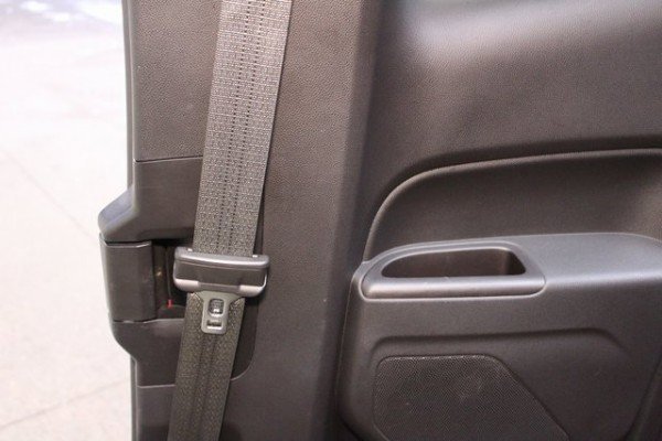 Used 2017 GMC Canyon SLE image 13