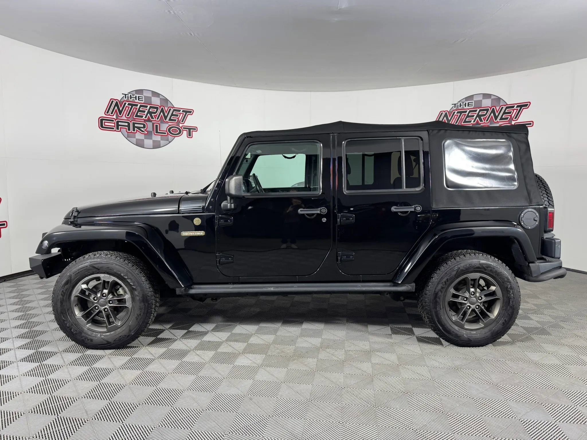 Used 2018 Jeep Wrangler Unlimited Sport AWD/4WD image 4