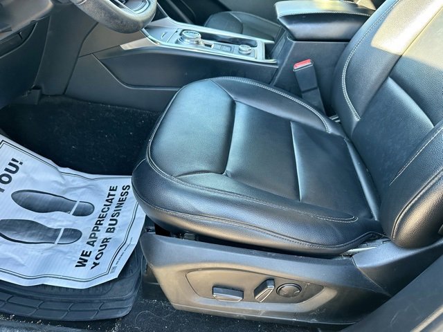Used 2020 Ford Explorer XLT w/ Equipment Group 202A image 14