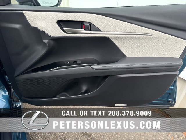 Used 2025 Toyota Camry XSE image 11