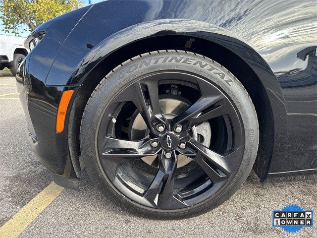 Used 2023 Chevrolet Camaro LT w/ Technology Package image 36