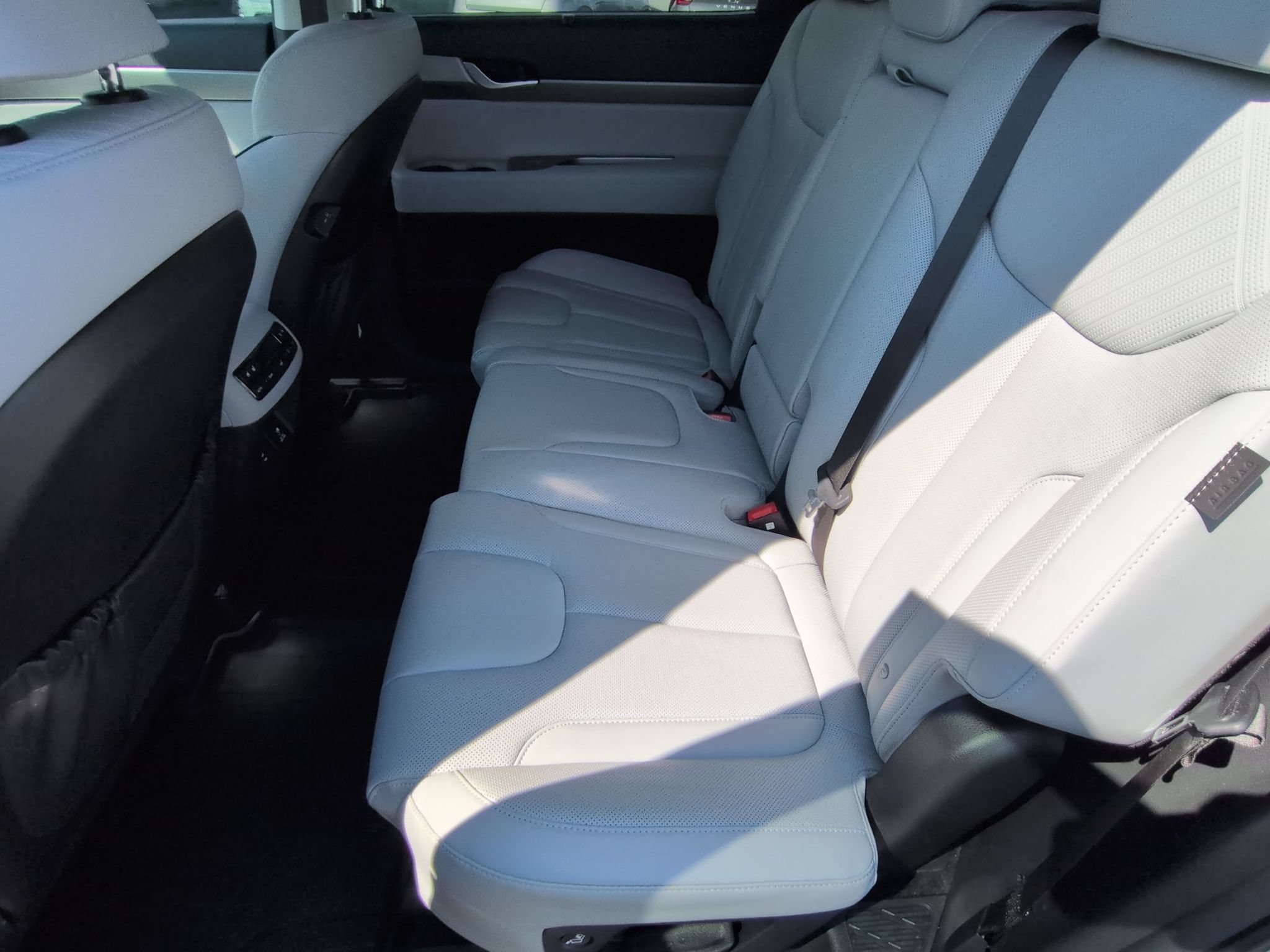 Used 2025 Hyundai Palisade SEL AWD/4WD image 18