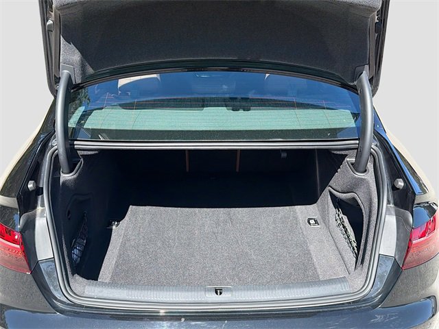 Used 2024 Audi A4 2.0T Premium Plus image 12