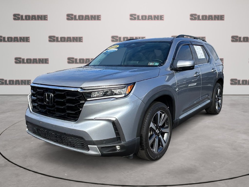 Certified 2025 Honda Pilot Touring
