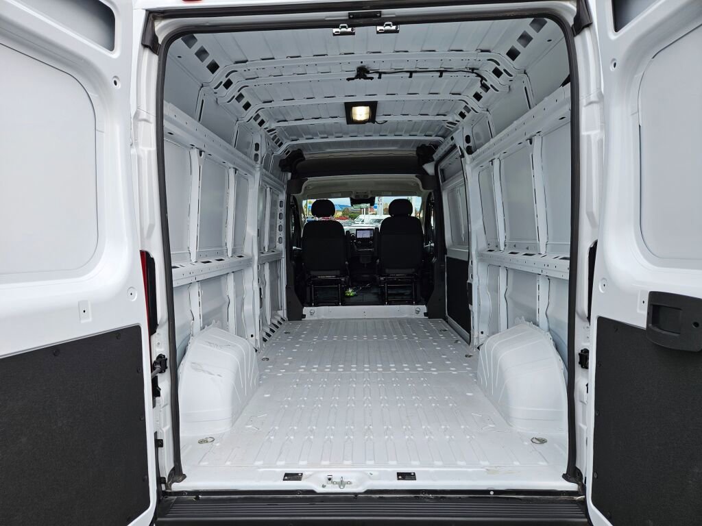 Used 2025 RAM ProMaster 2500 w/ Quick Order Package 22H SLT+ image 12