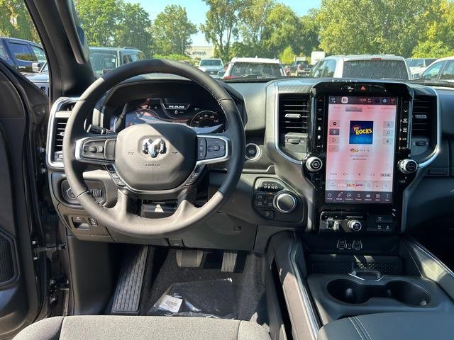 New 2026 RAM 1500 4x4 Crew Cab image 16
