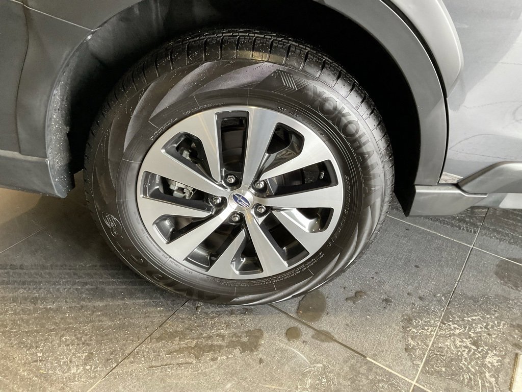 Used 2024 Subaru Outback Premium image 7