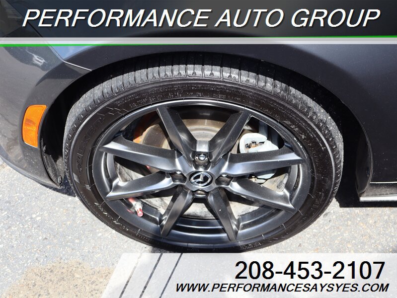 Used 2018 MAZDA MX-5 Miata RF Grand Touring RWD image 8