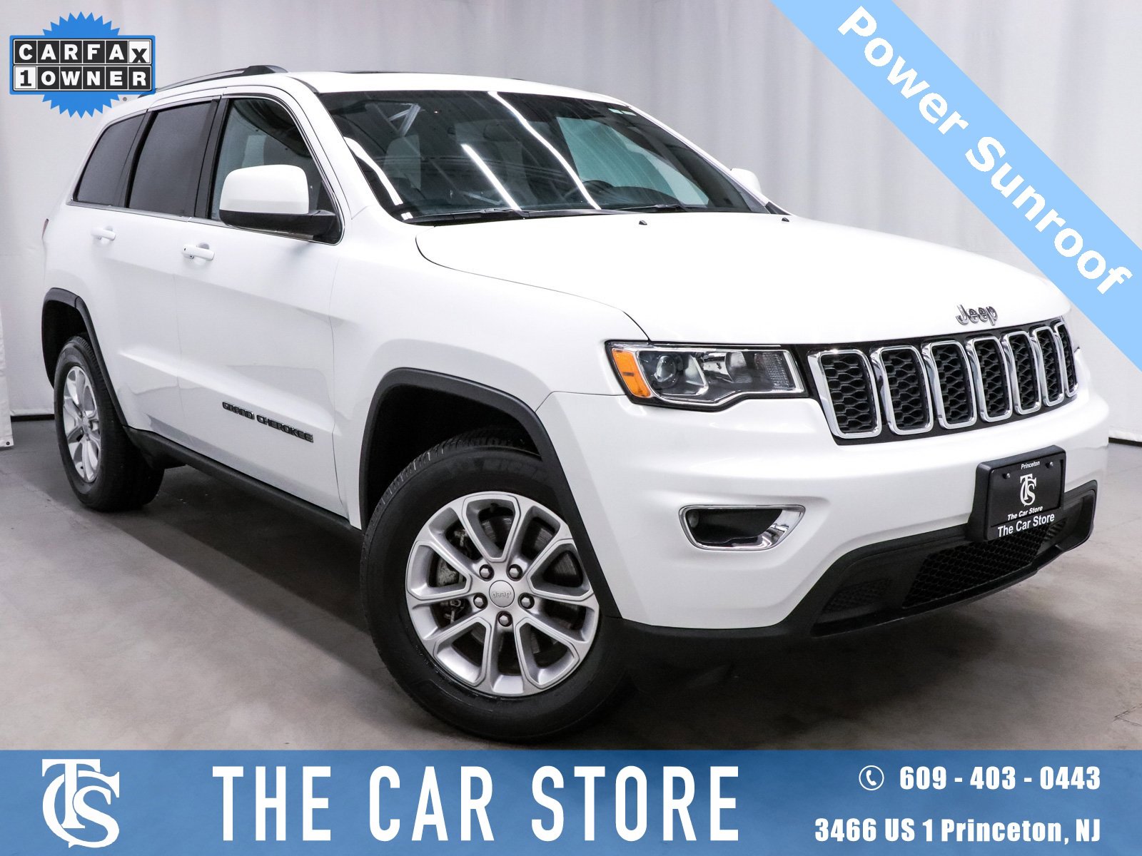 Used 2021 Jeep Grand Cherokee Laredo image 1