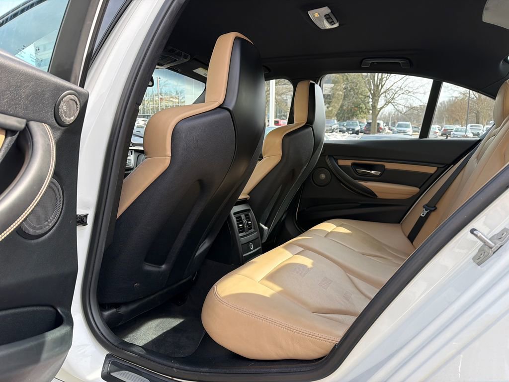Used 2015 BMW M3 image 16