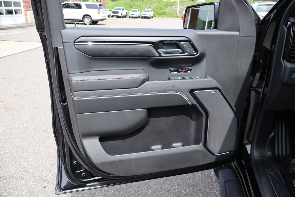Used 2025 GMC Sierra 1500 AT4X AWD/4WD image 12