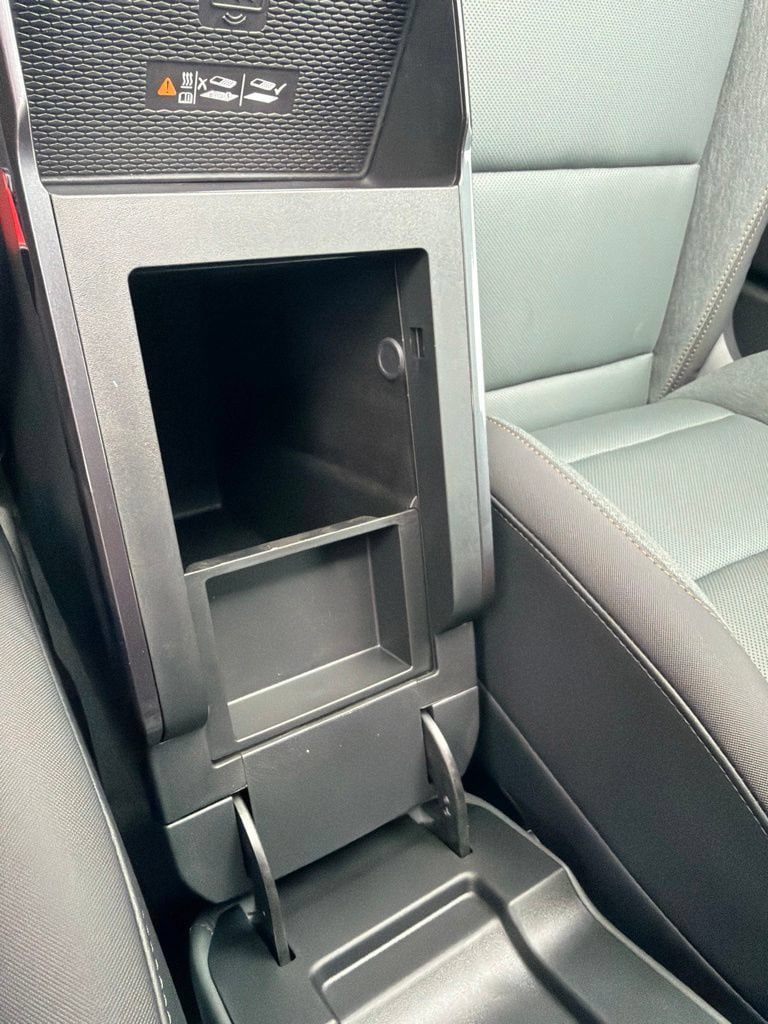 New 2026 GMC Terrain AT4 w/ Technology Package II AWD/4WD image 40