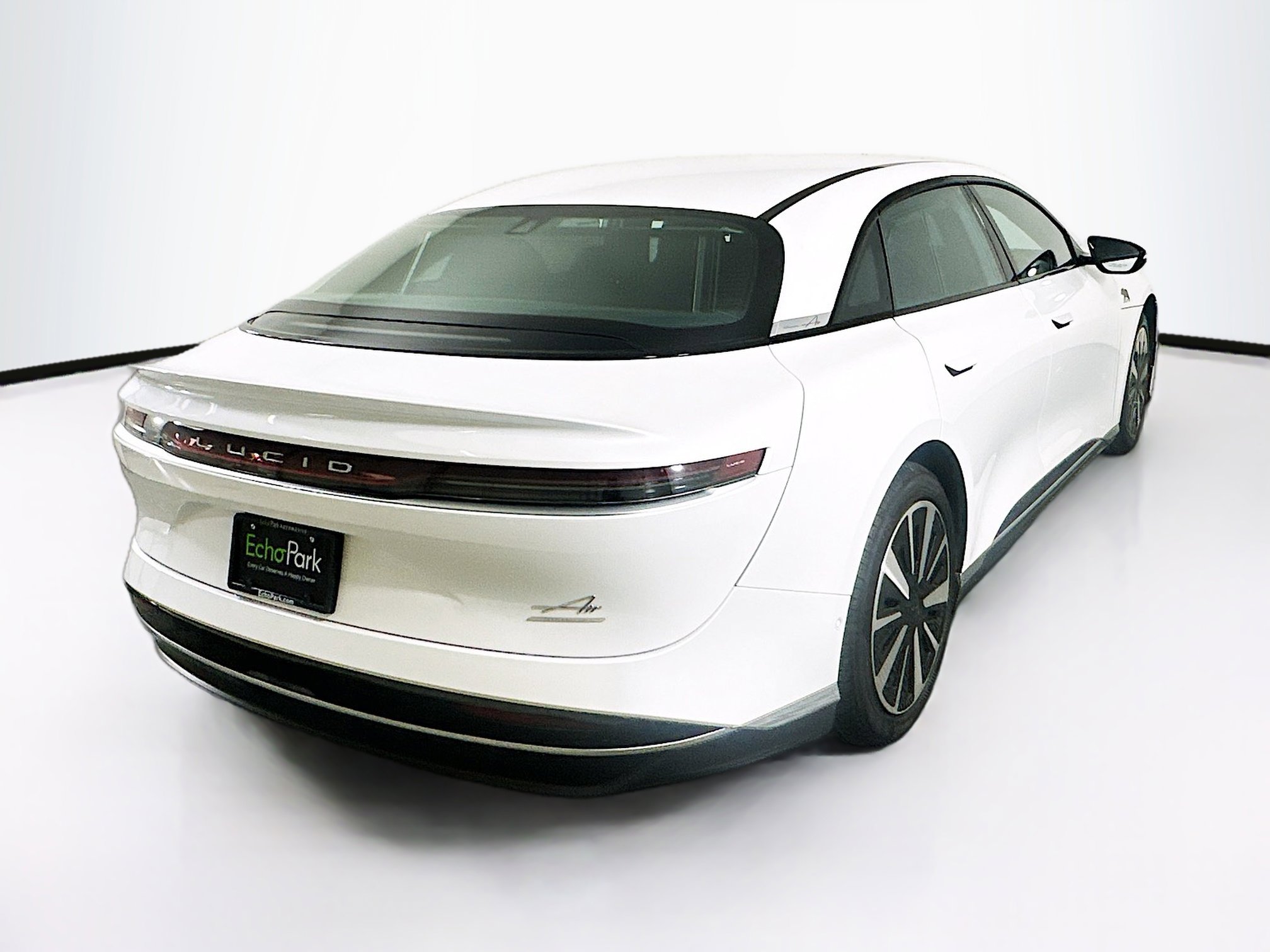 Used 2024 Lucid Air Touring AWD/4WD image 9