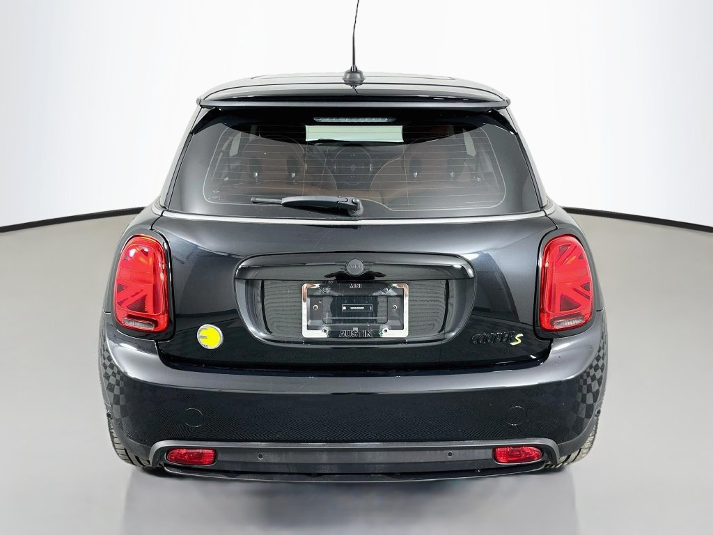 Used 2024 MINI Cooper SE FWD image 6