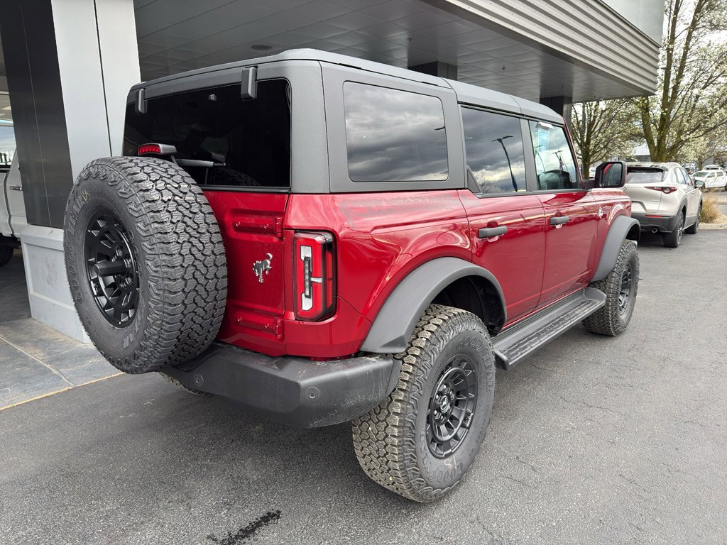New 2026 Ford Bronco Outer Banks w/ Sasquatch Package image 4