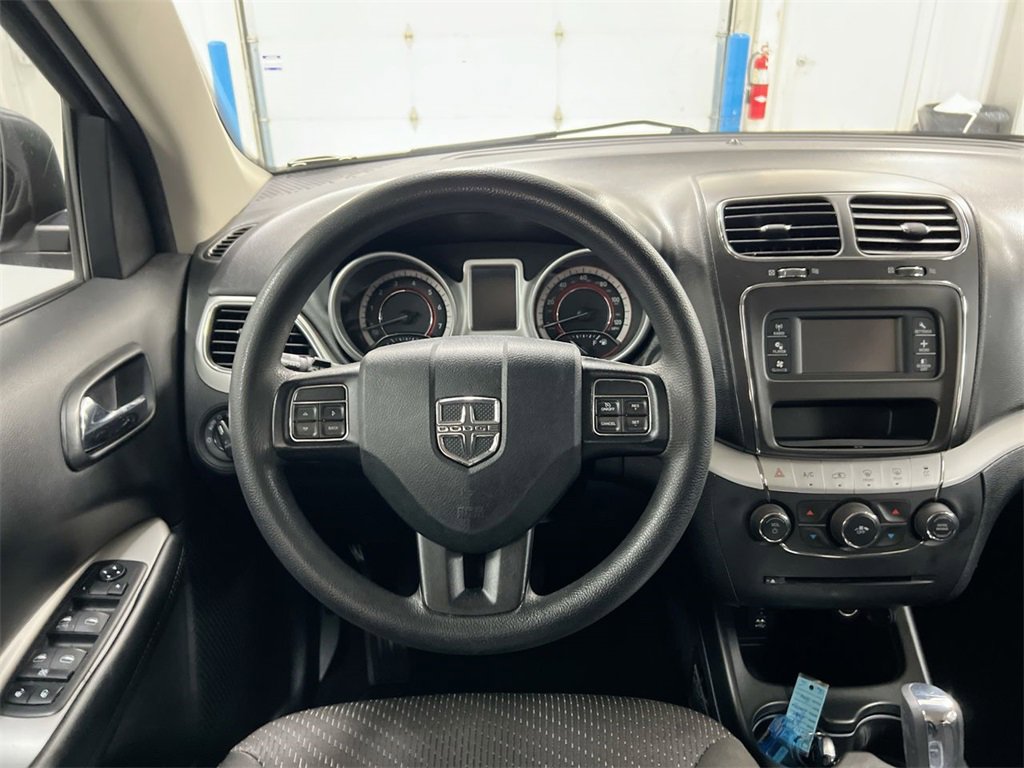Used 2019 Dodge Journey SE image 11