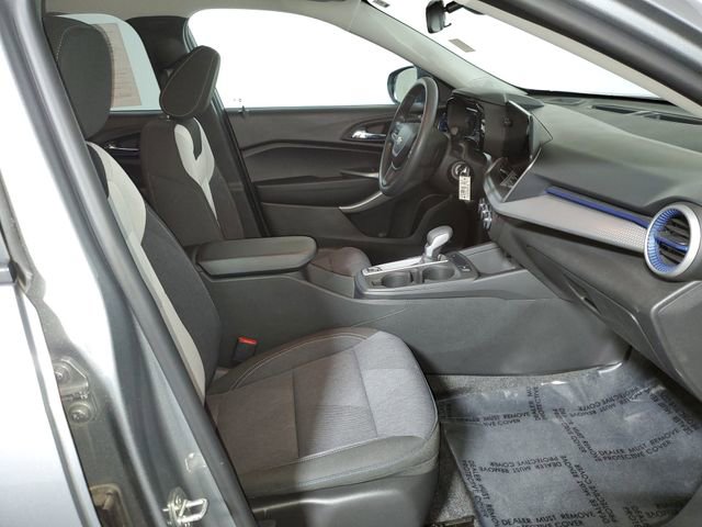 Used 2024 Chevrolet Trax LS w/ Driver Confidence Package image 9