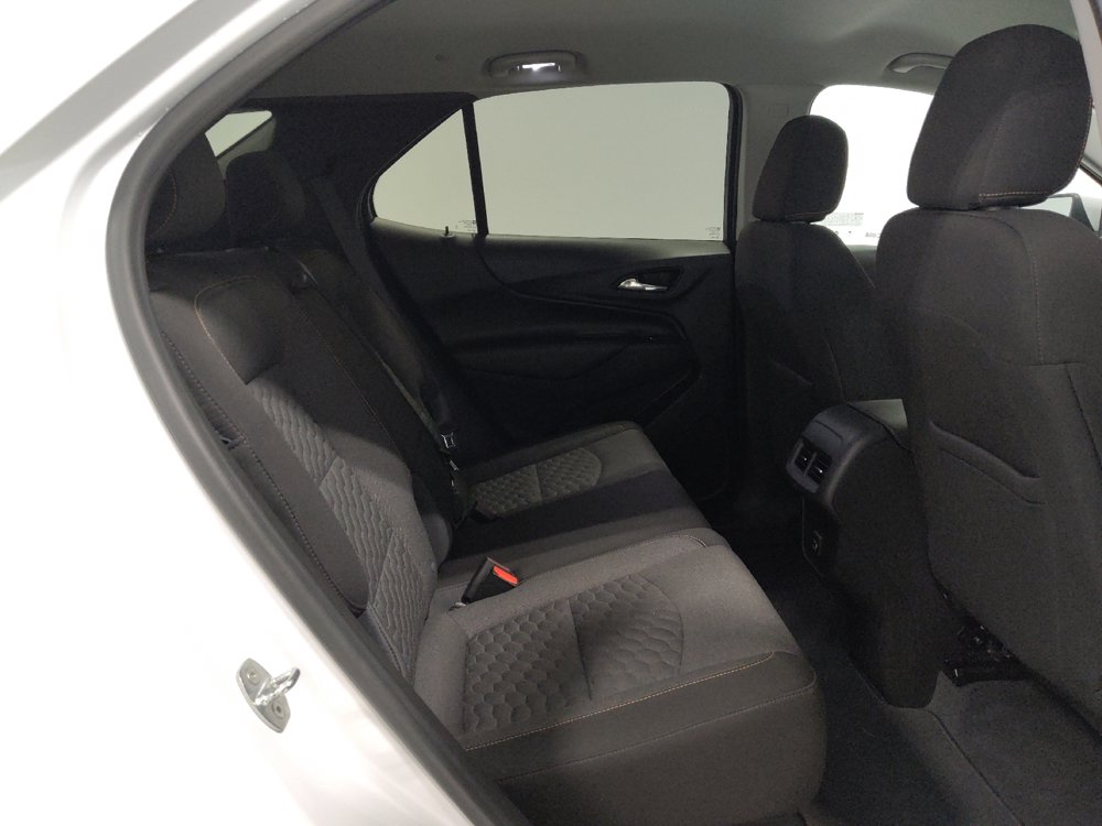 Used 2021 Chevrolet Equinox LT FWD image 19